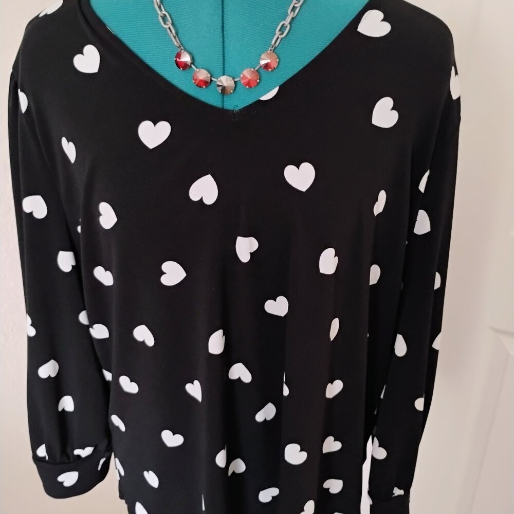 Adrianna Papell Navy Blue with White Hearts Blouse Sleeves Size Extra Large